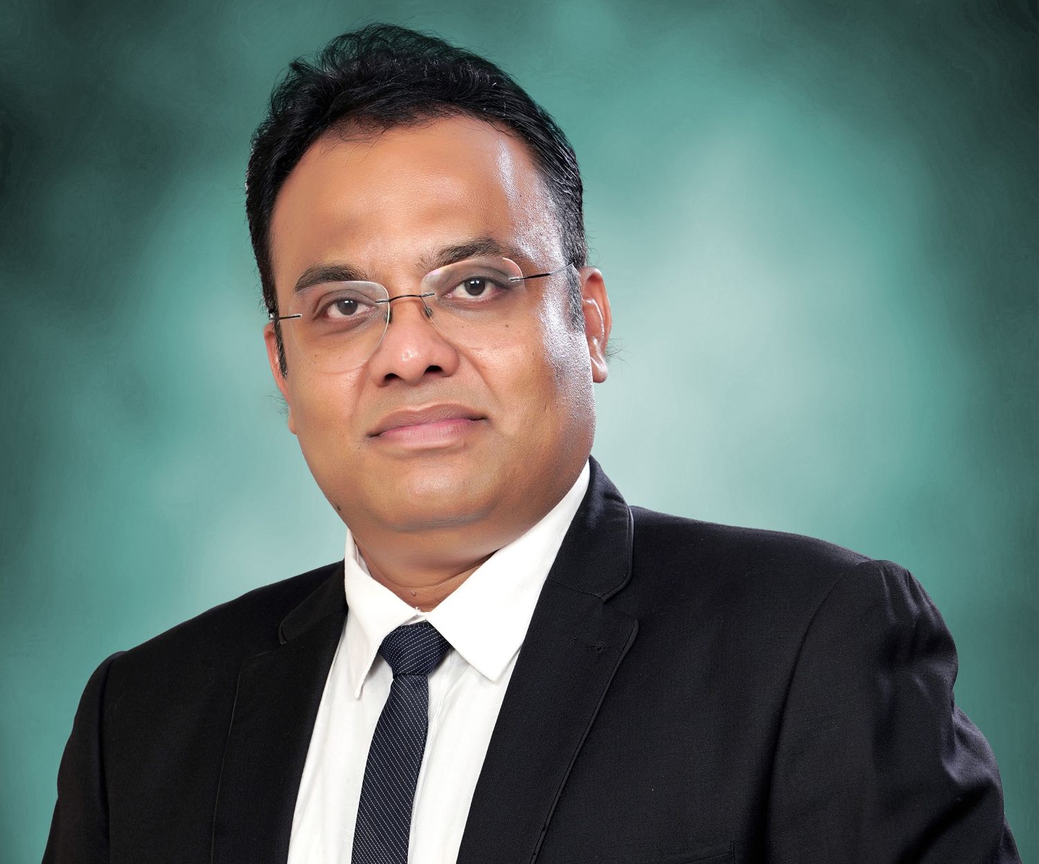 Mr. Manish Khandelwal